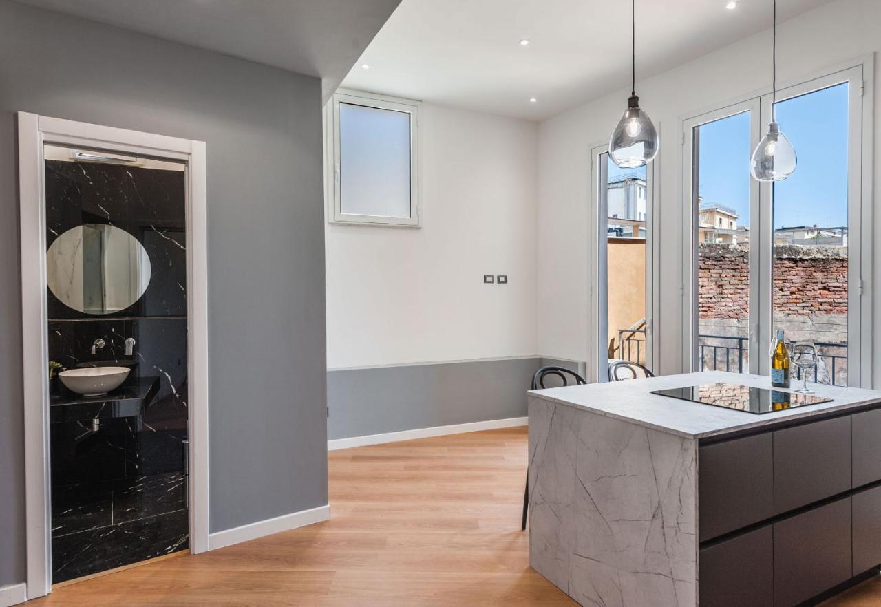 Etnea Modern Apartment By Wonderful Italy Катанія Екстер'єр фото